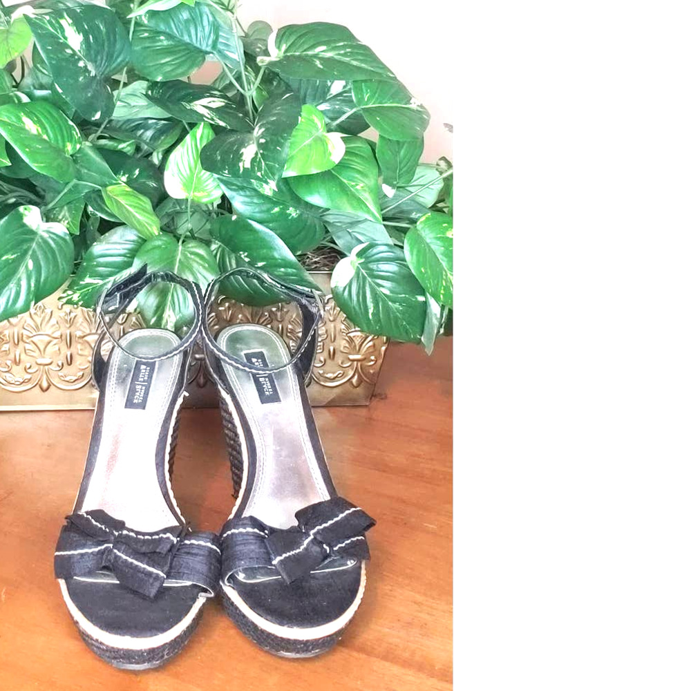 WHITE HOUSE/BLACK MARKET - Black and White Wedge Heels - Size 8 1/2